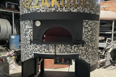 Lò Pizza họa tết trắng đen Kizzoko- TP02