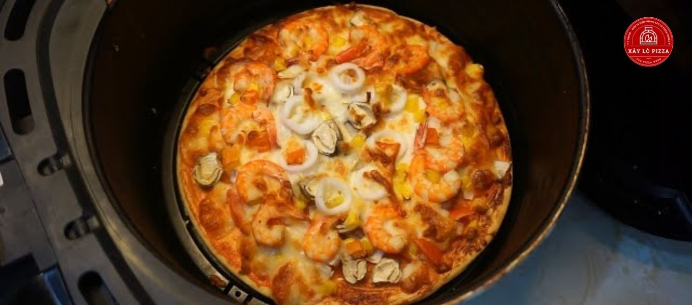 nướng pizza bằng nồi chiên không dầu