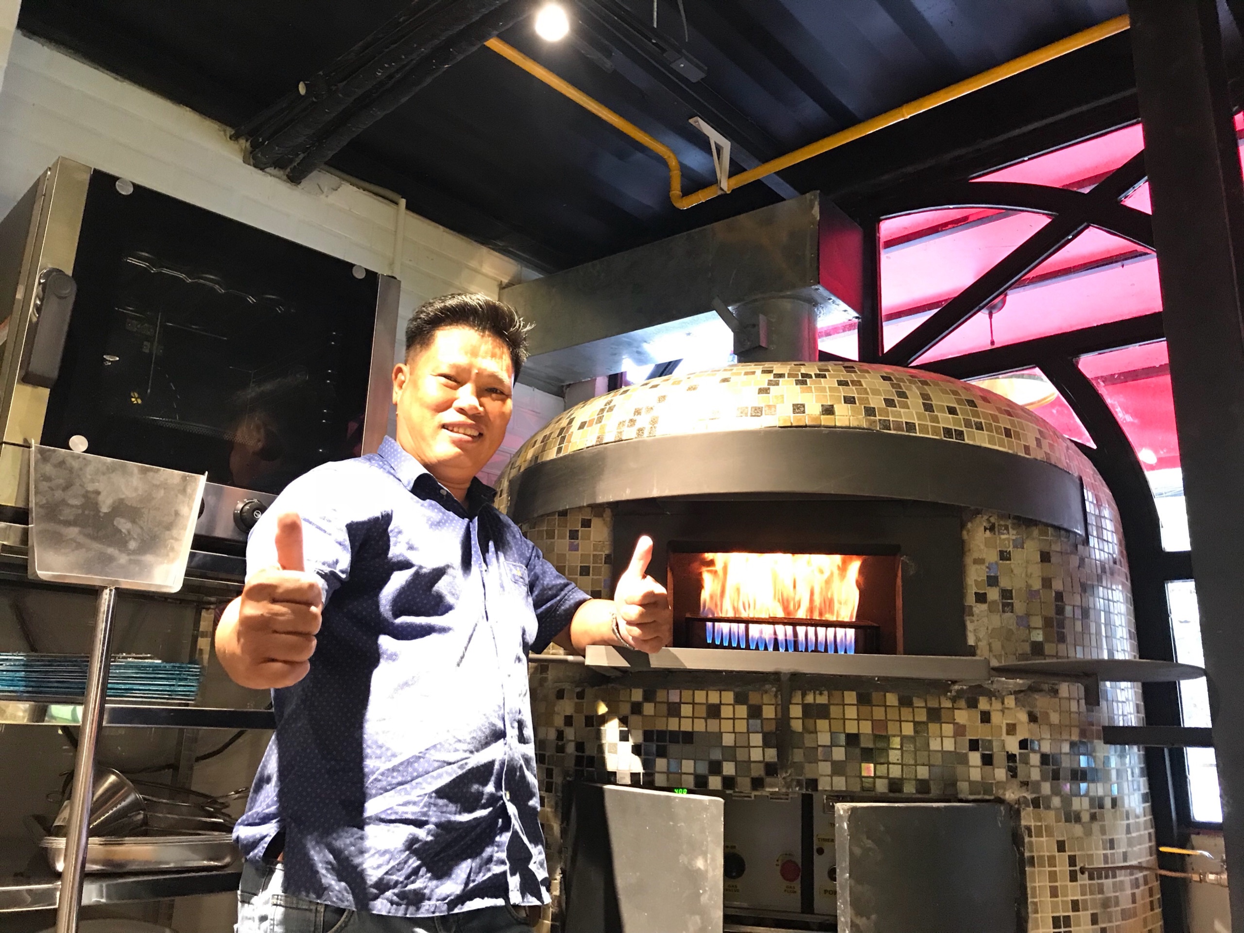 lò nướng pizza công nghiệp